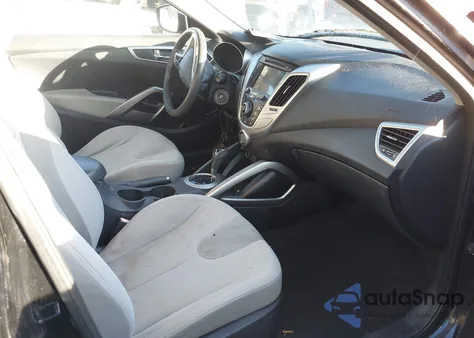 2012 Hyundai Veloster Base W/Gray z USA, uszkodzony, nr VIN KMHTC6AD7CU034888